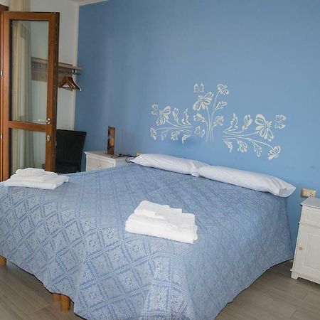 Blu Day Guesthouse Посада Экстерьер фото